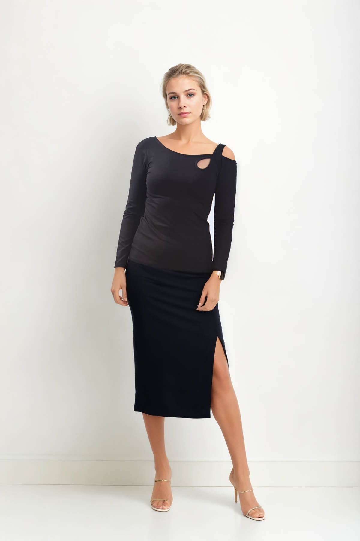 LONG SLEEVE BLOUSE WITH OPEN SHOULDER