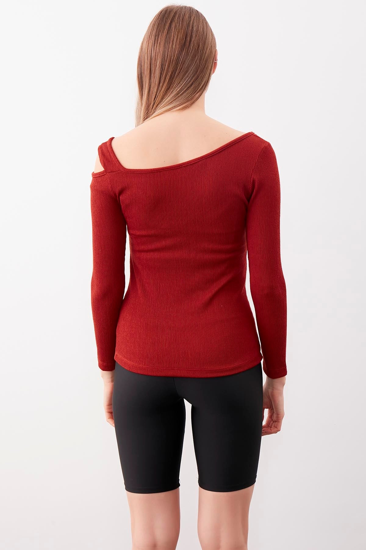 SHOULDER DETAILED WIDE COLLAR BLOUSE