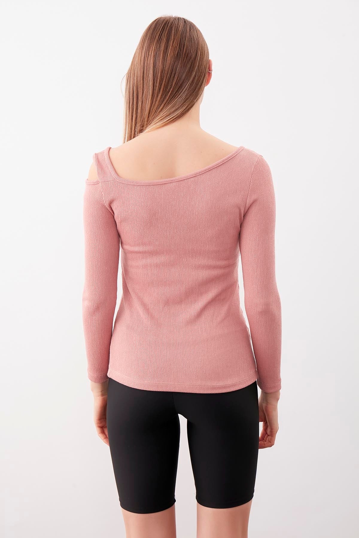 SHOULDER DETAILED WIDE COLLAR BLOUSE