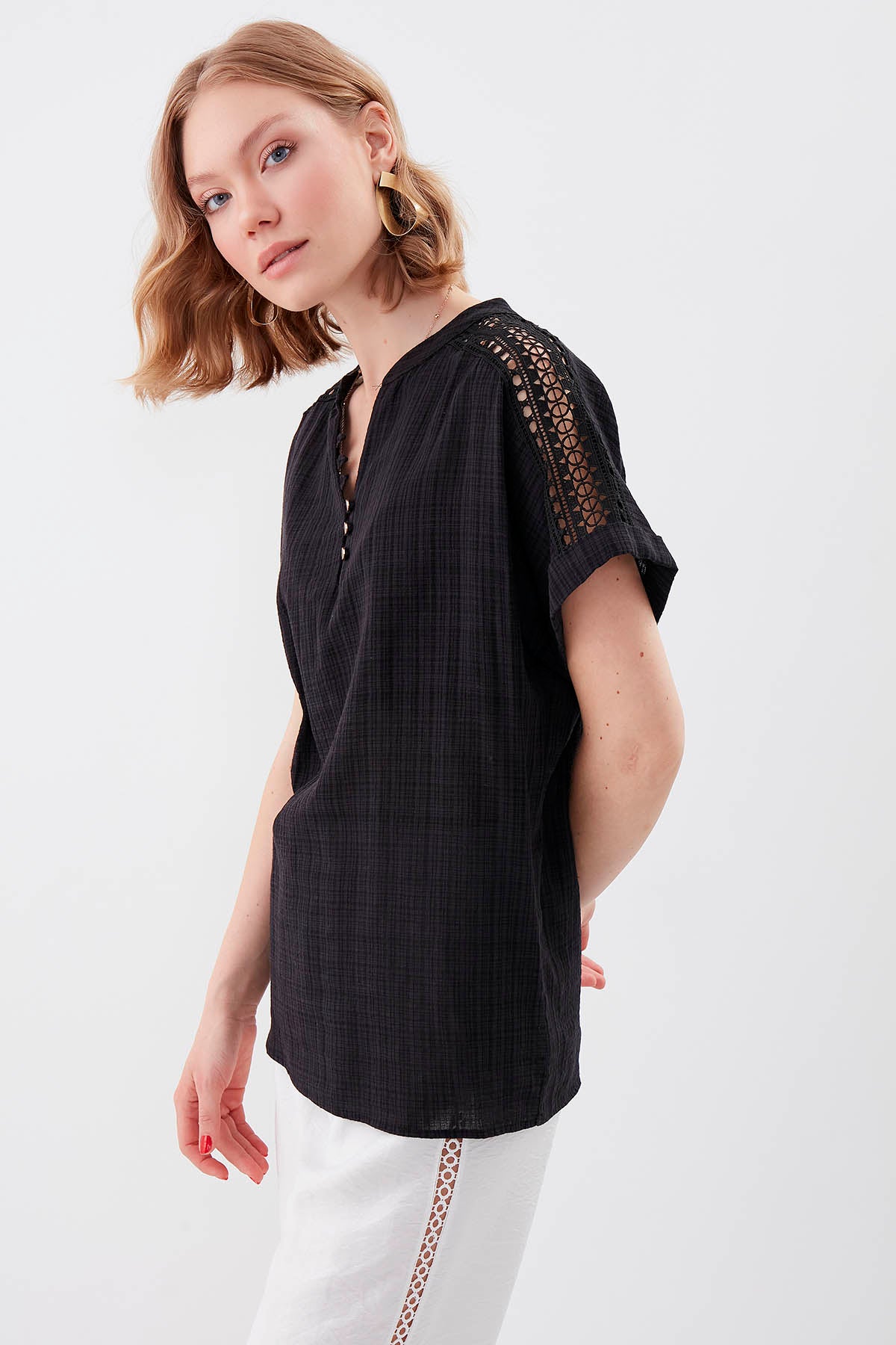 VISCOSE LINEN BLOUSE