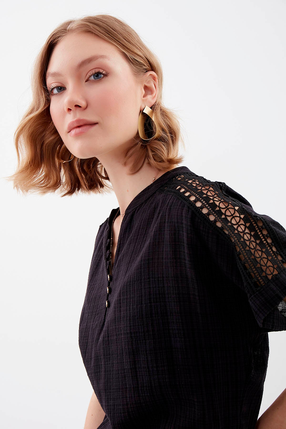 VISCOSE LINEN BLOUSE