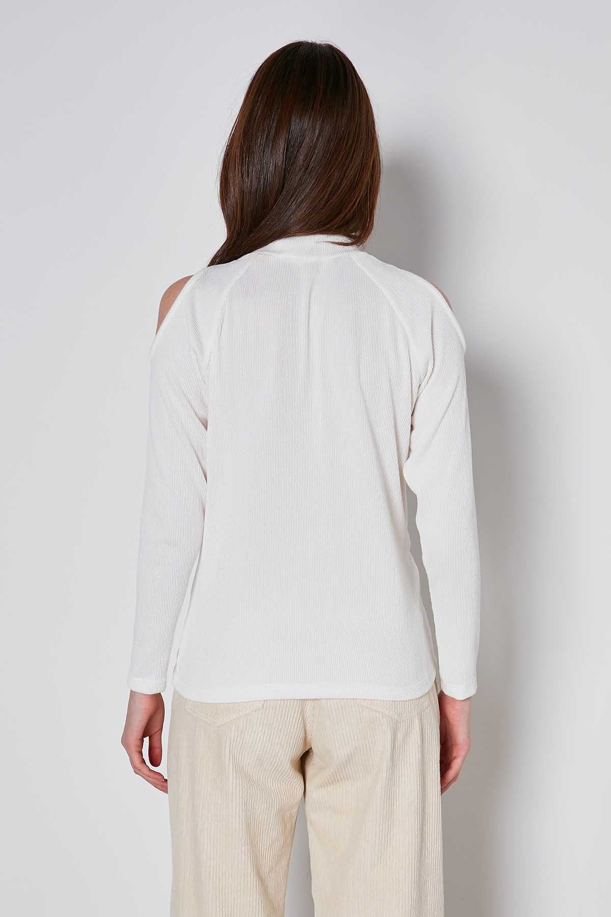 OPEN SHOULDER RAGLAN SLEEVE KNITTED BLOUSE