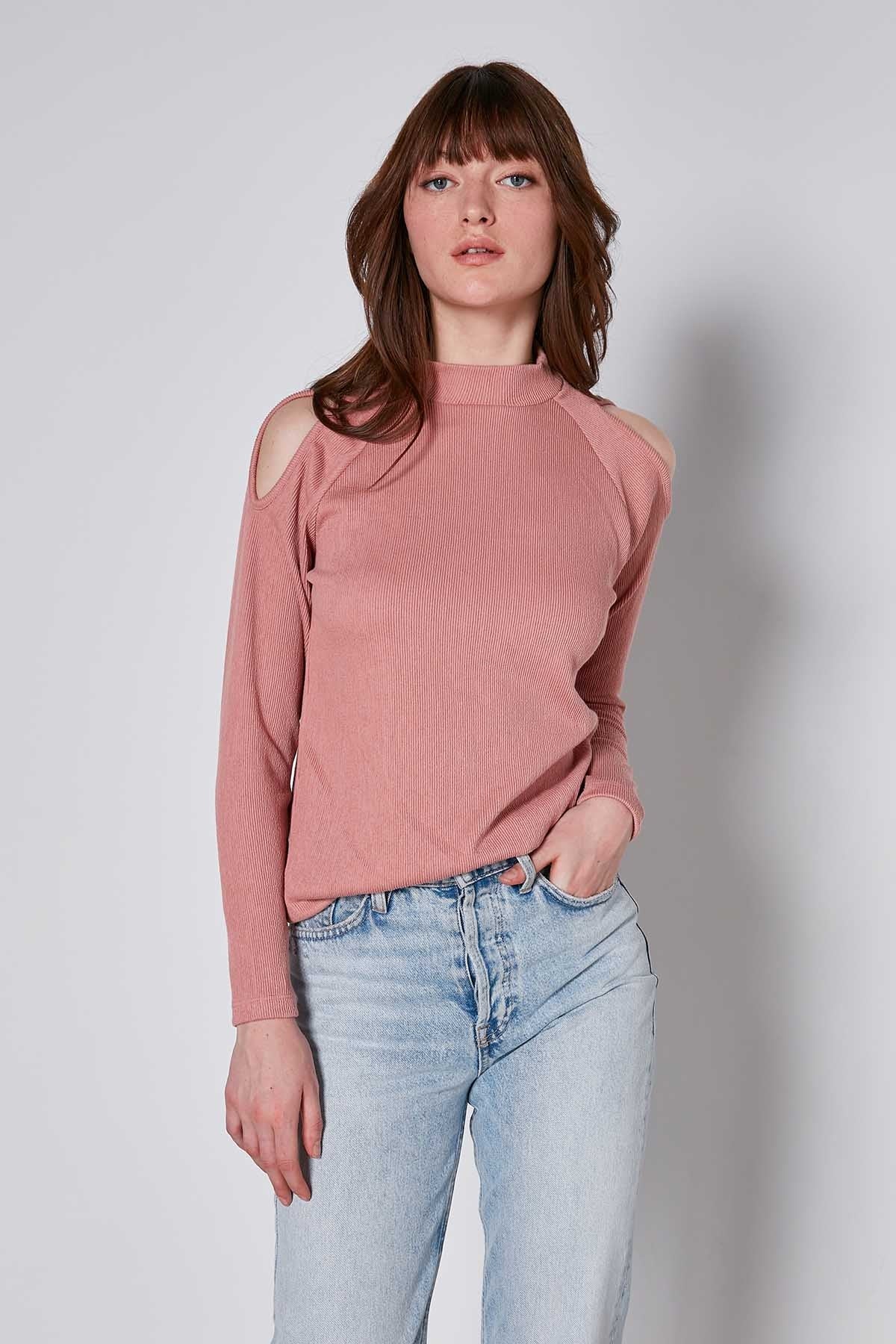 OPEN SHOULDER RAGLAN SLEEVE KNITTED BLOUSE