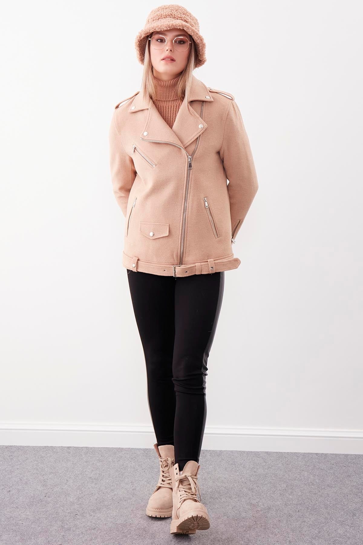 SHOULDER APOLET DETAILED ARCHED PLATE JACKET