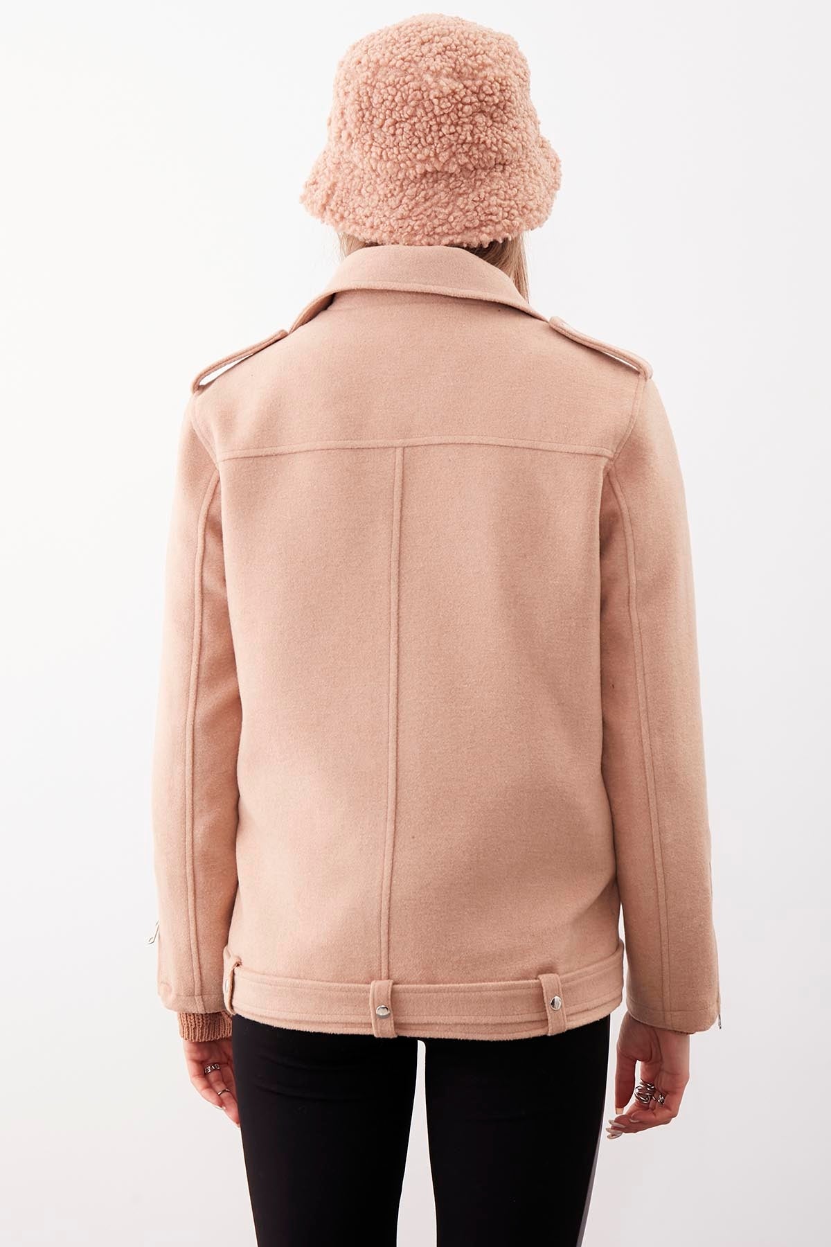 SHOULDER APOLET DETAILED ARCHED PLATE JACKET