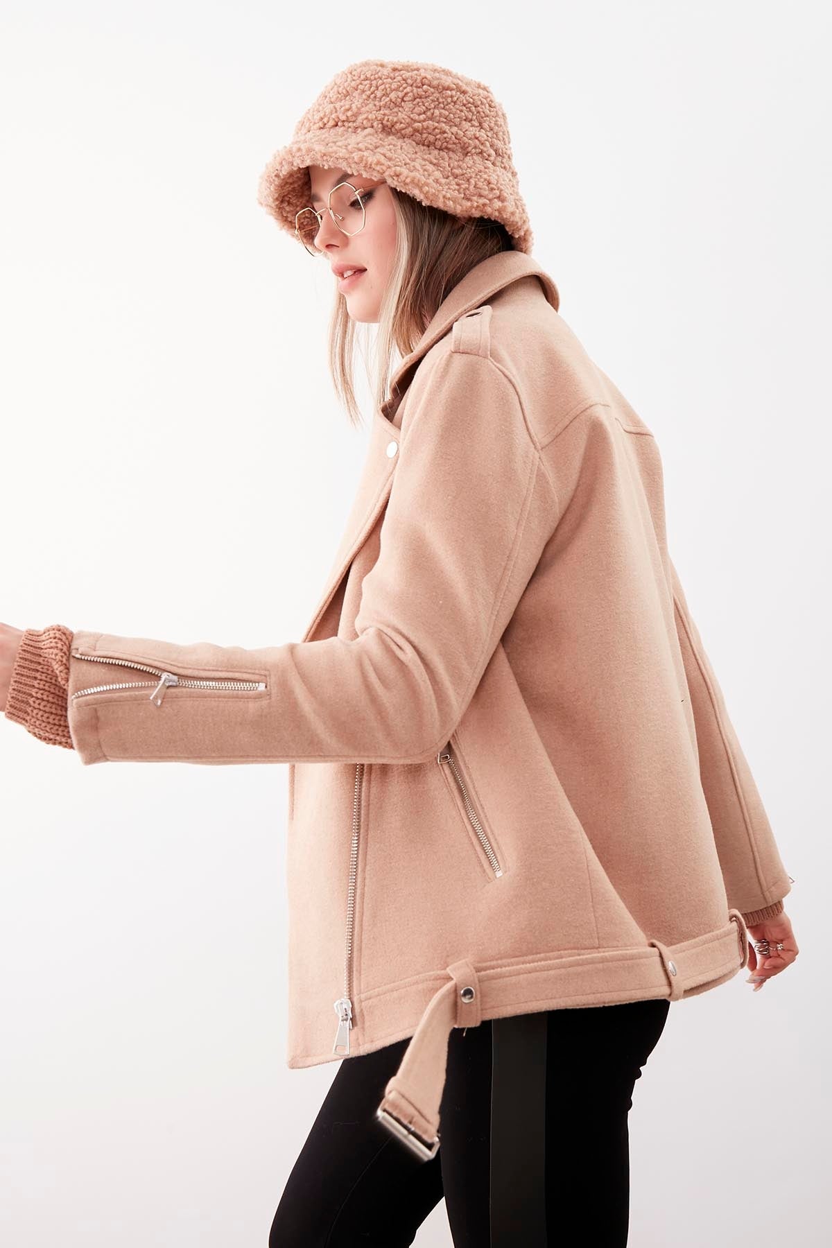 SHOULDER APOLET DETAILED ARCHED PLATE JACKET