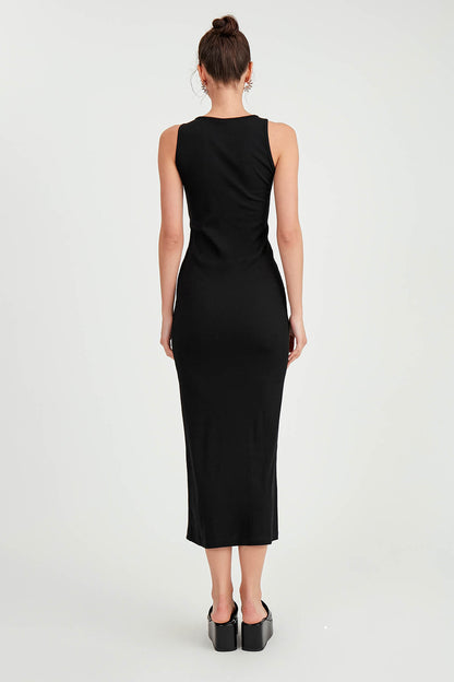 LONG KNITTED DRESS