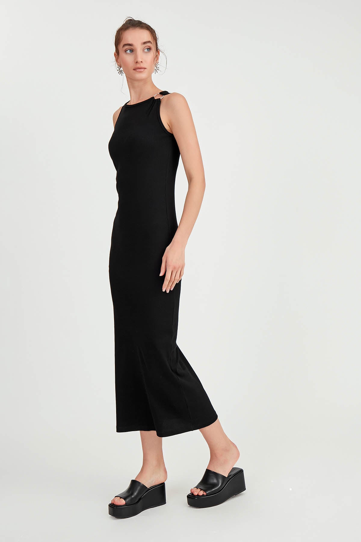 LONG KNITTED DRESS
