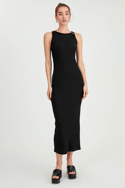 LONG KNITTED DRESS