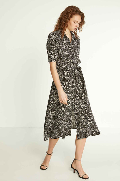 LONG VISON DRESS WITH FRONT BUTTON