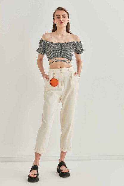 PLEATED DETAILED CROP TROUSERS