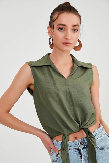 SLEEVELESS BLOUSE