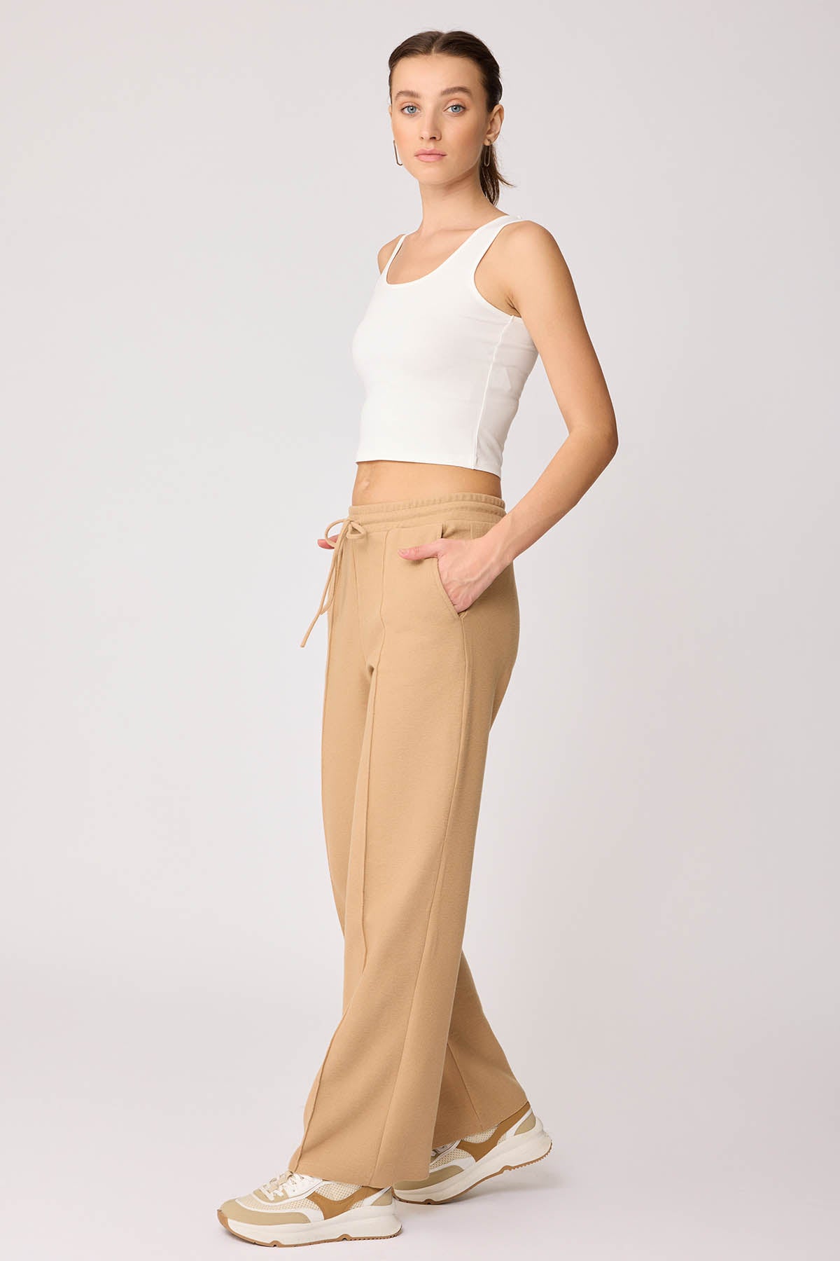 FRONT-STITCHED LOOSE TRACKSUIT TROUSERS