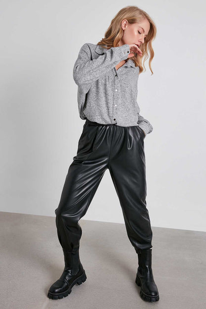 FRONT BUTTONED WITH COLLAR KNITTED BLOUSE
