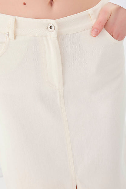FRONT-SPLIT MIDI HEIGHT DENIM SKIRT