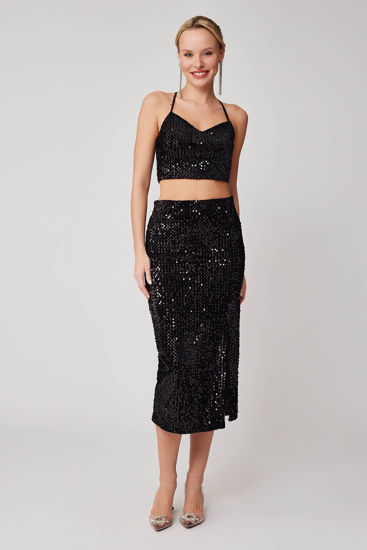 FRONT-SPLIT SCALE SKIRT