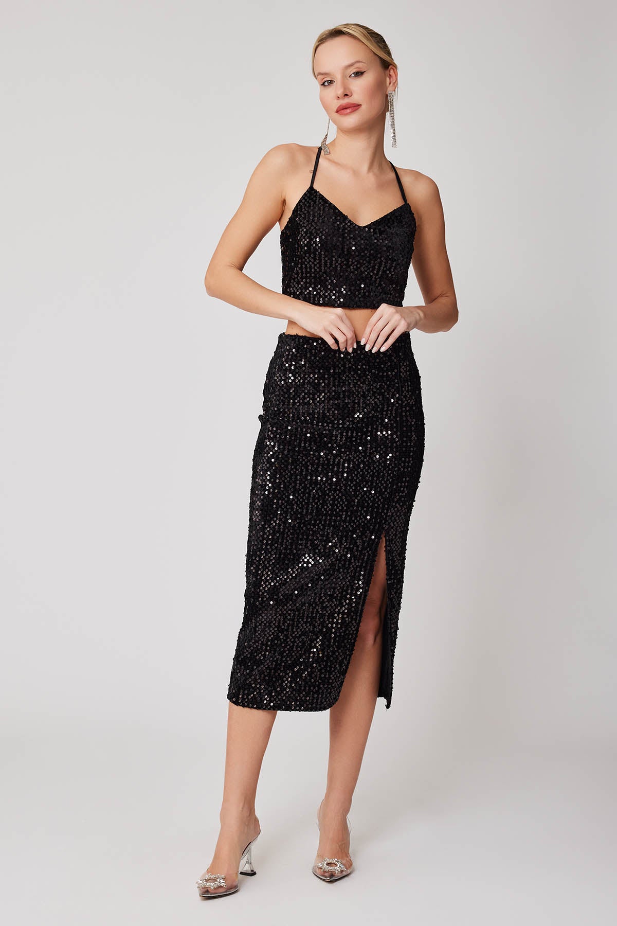 FRONT-SPLIT SCALE SKIRT