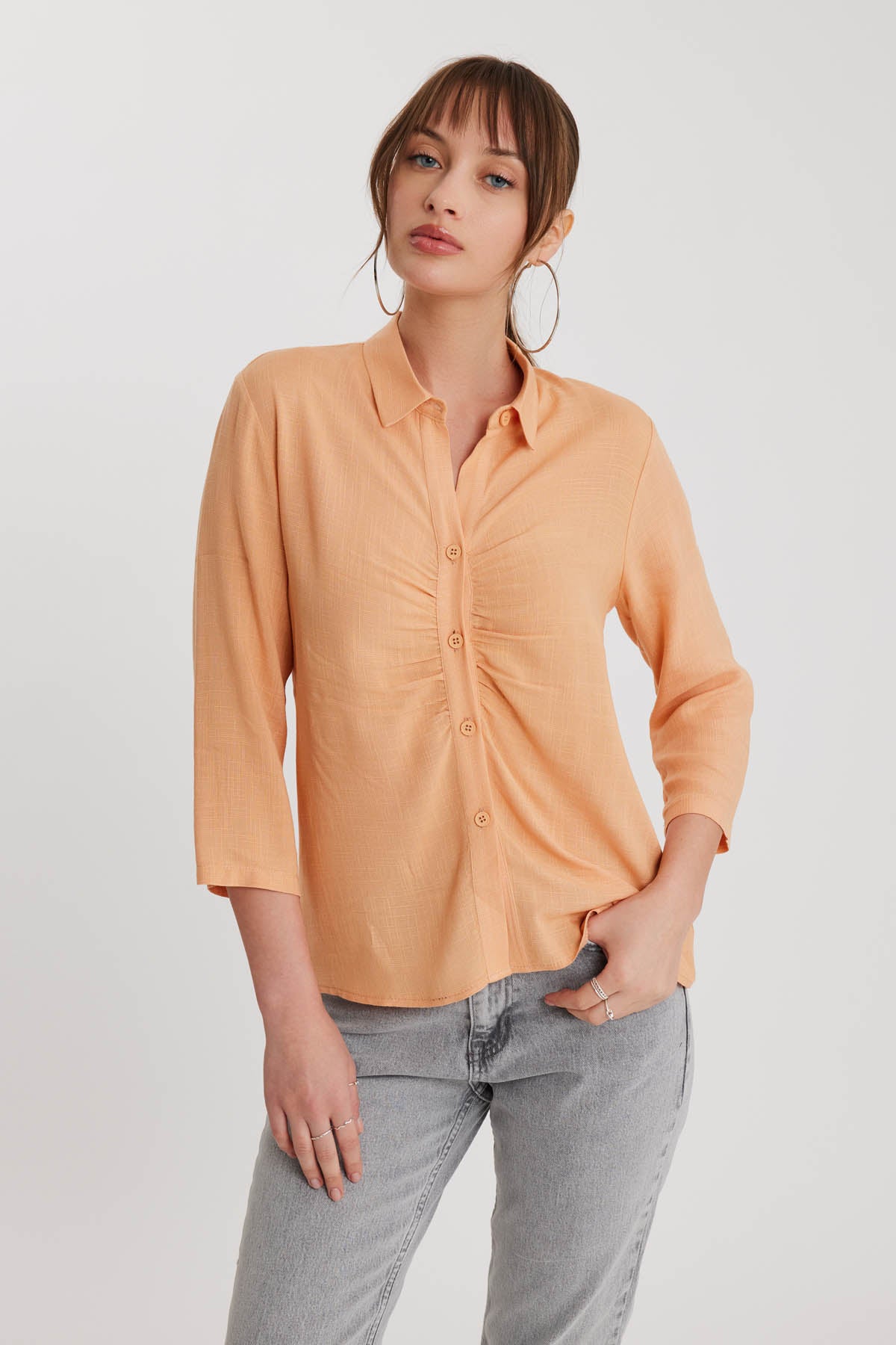 THE VISCOSE LINEN SHIRT WITH THE BENT