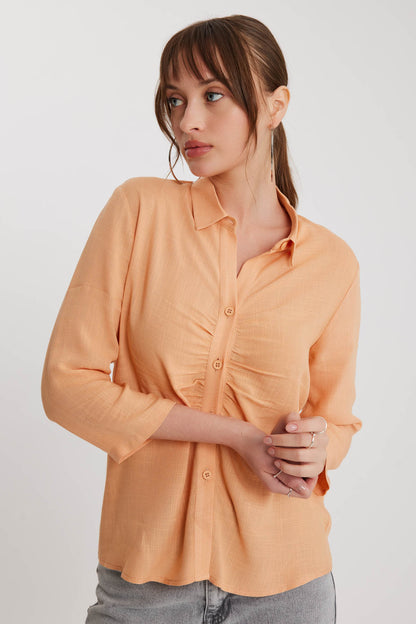 THE VISCOSE LINEN SHIRT WITH THE BENT