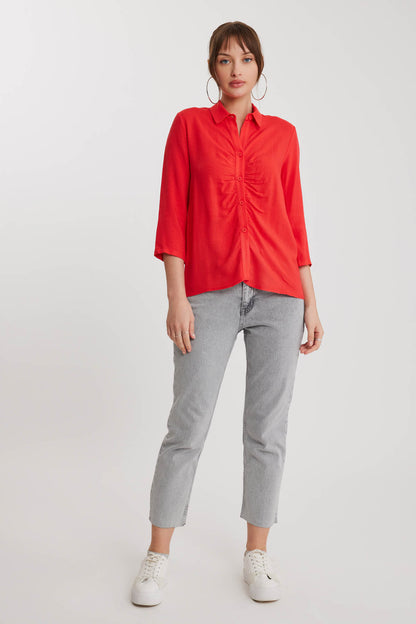 THE VISCOSE LINEN SHIRT WITH THE BENT