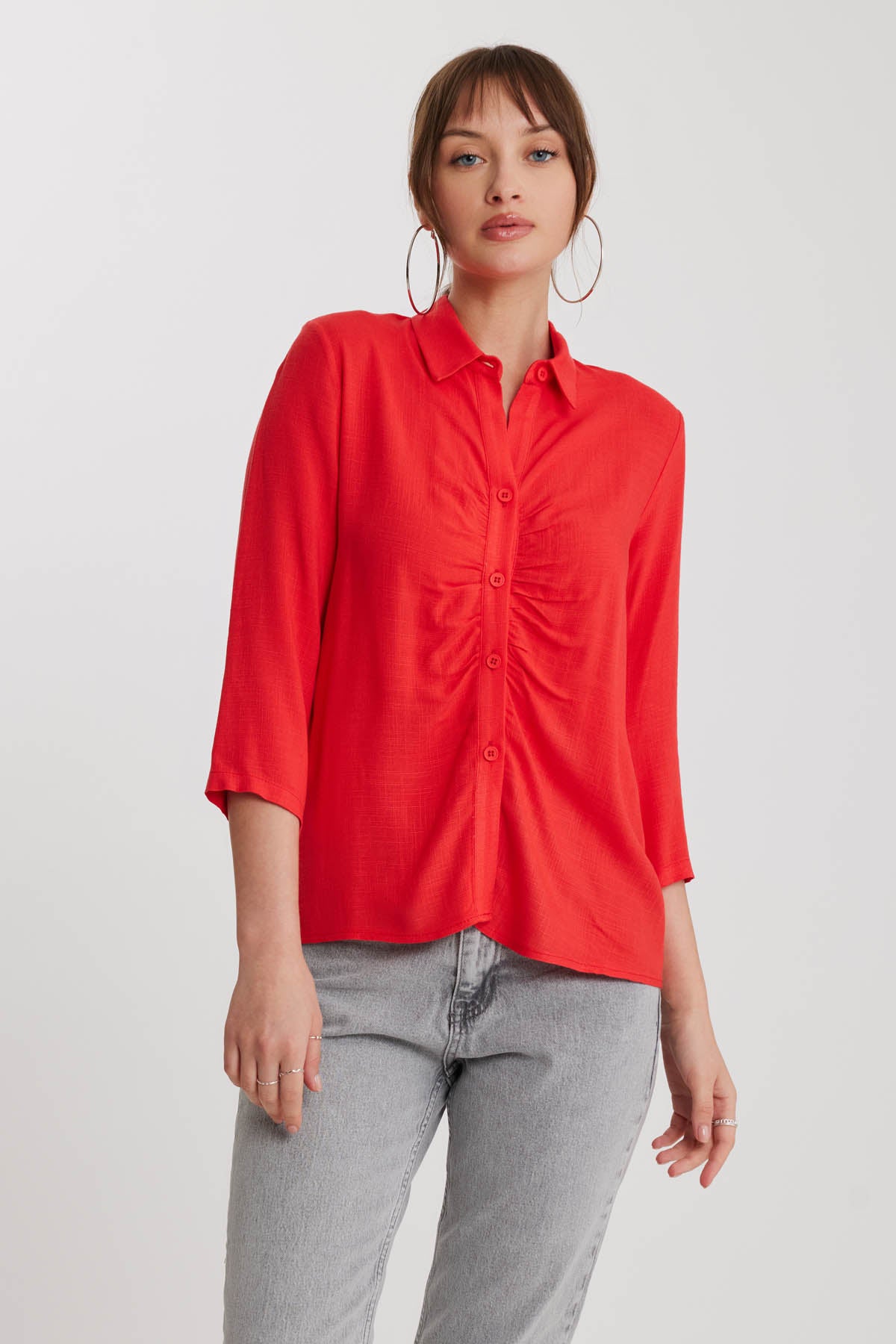 THE VISCOSE LINEN SHIRT WITH THE BENT