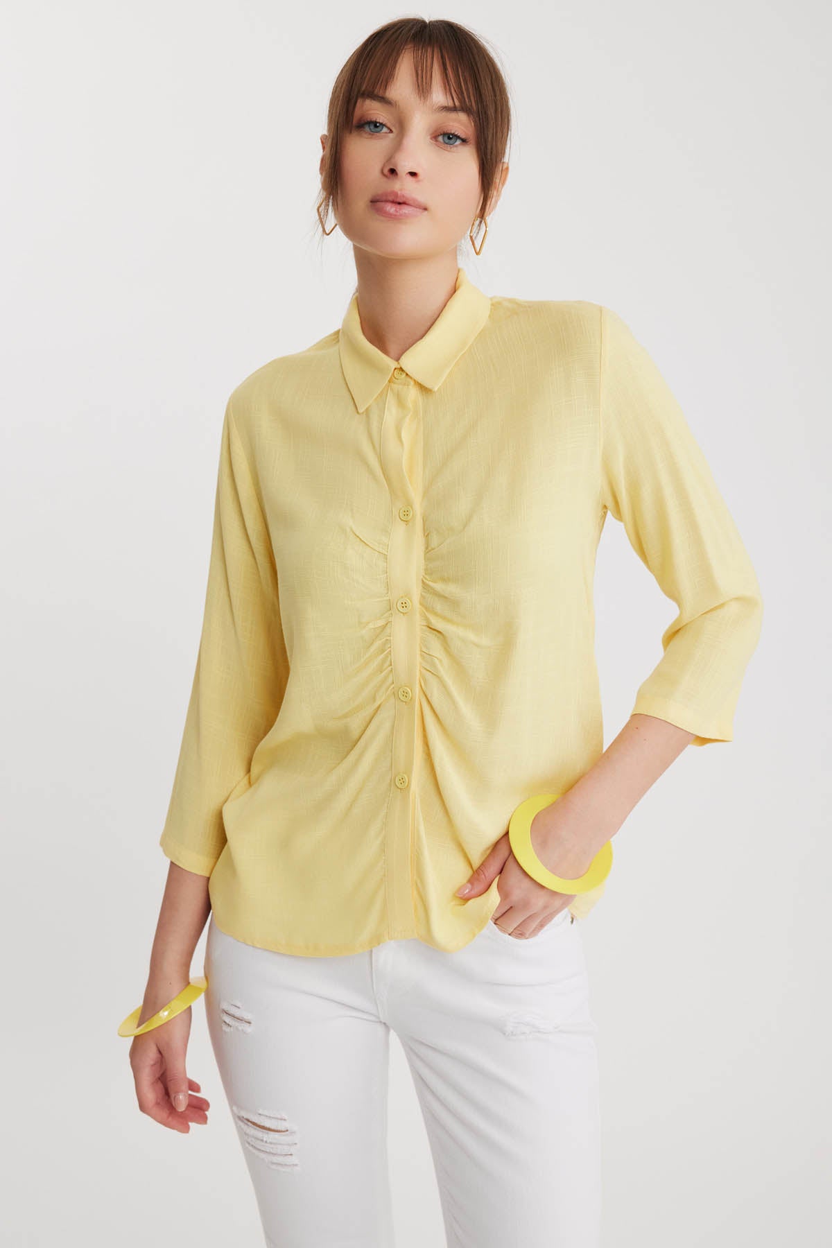 THE VISCOSE LINEN SHIRT WITH THE BENT