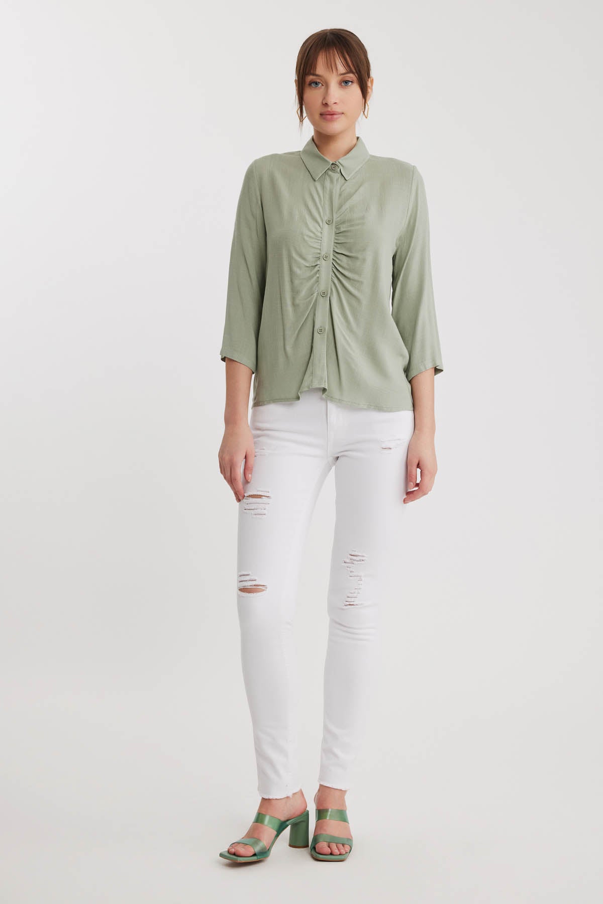 THE VISCOSE LINEN SHIRT WITH THE BENT