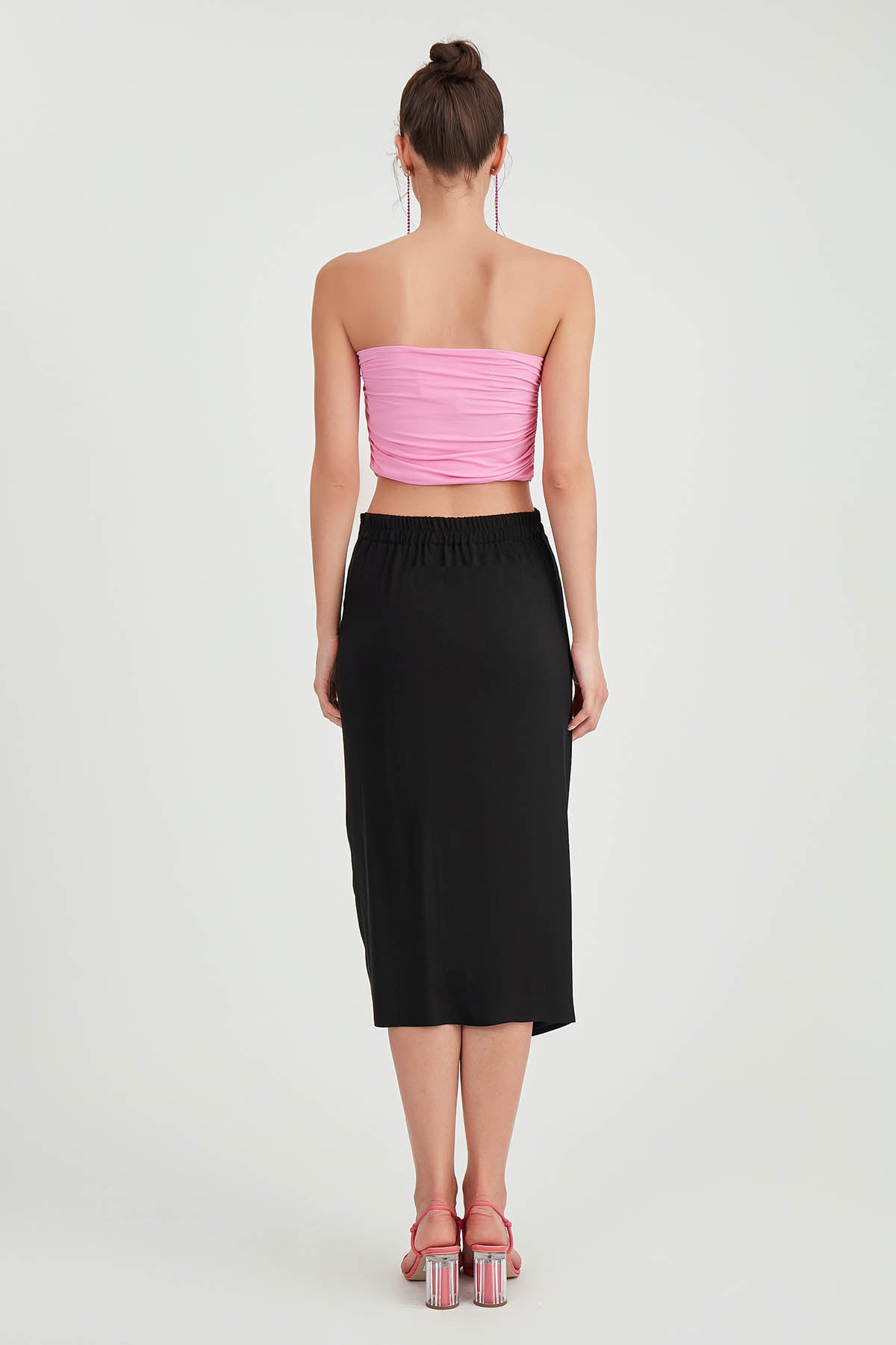 MIDI HEIGHT SKIRT WITH BENT-UP SPLIT