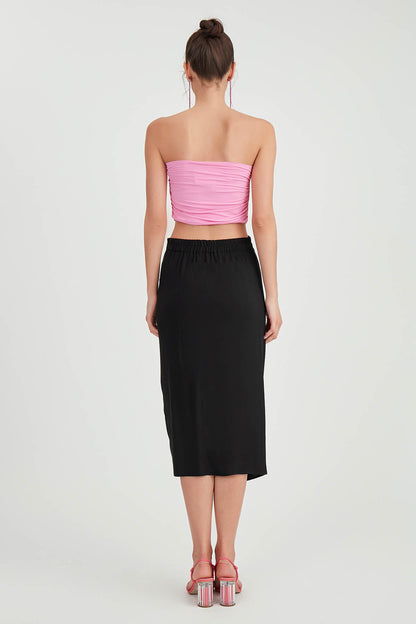MIDI HEIGHT SKIRT WITH BENT-UP SPLIT