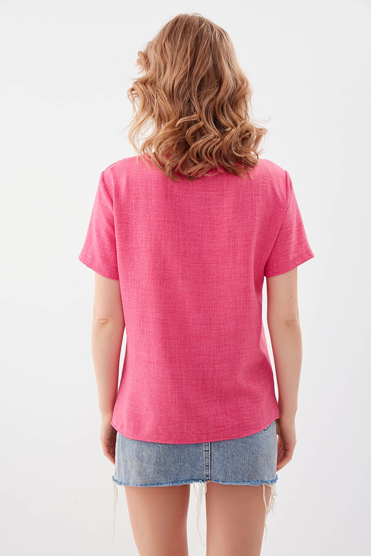 CROSSTAB V COLLAR BLOUSE
