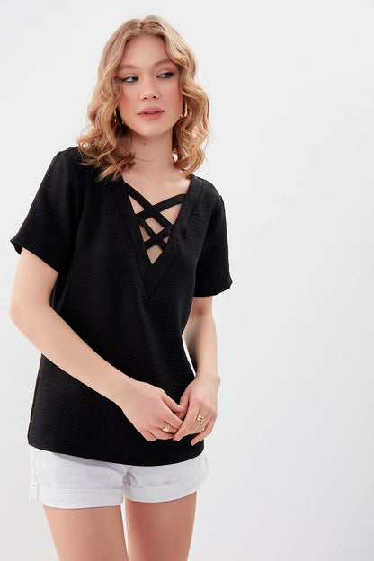 CROSSTAB V COLLAR BLOUSE