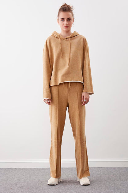 FRONT-STITCHED LACED TRACKSUIT