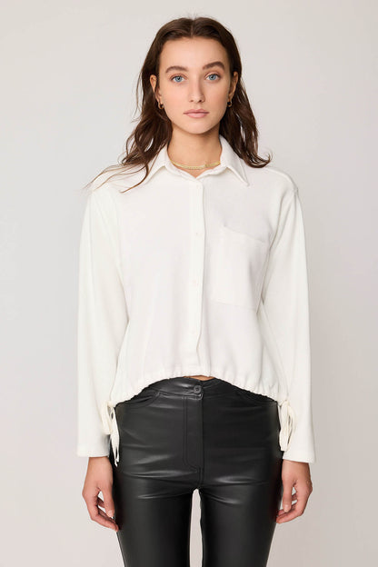 FRONT BUTTON LACED SINGLE POCKET KNITTED BLOUSE