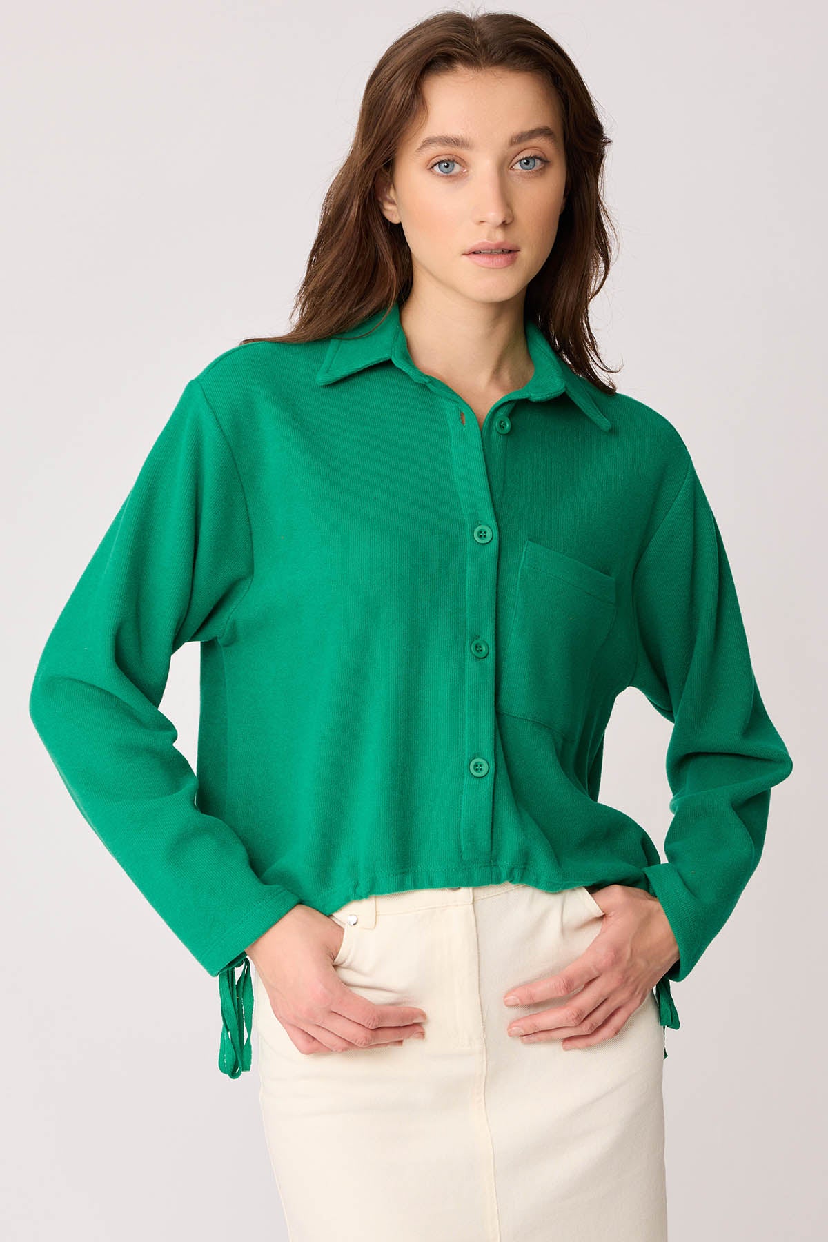 FRONT BUTTON LACED SINGLE POCKET KNITTED BLOUSE