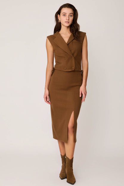 KNITTED VEST WITH WEDGE BUTTONS