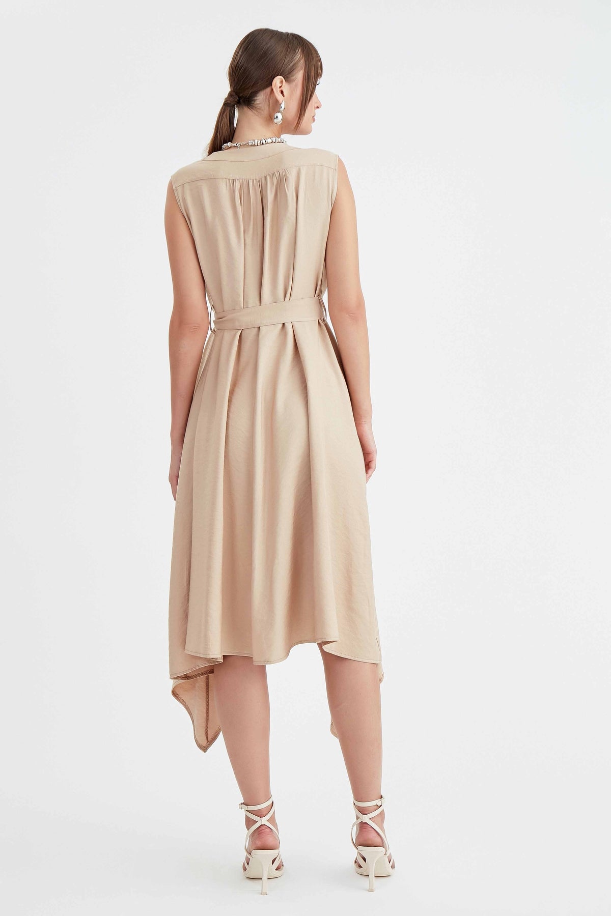 SLEEVELESS DRESS WITH FRONT BUTTON BELT