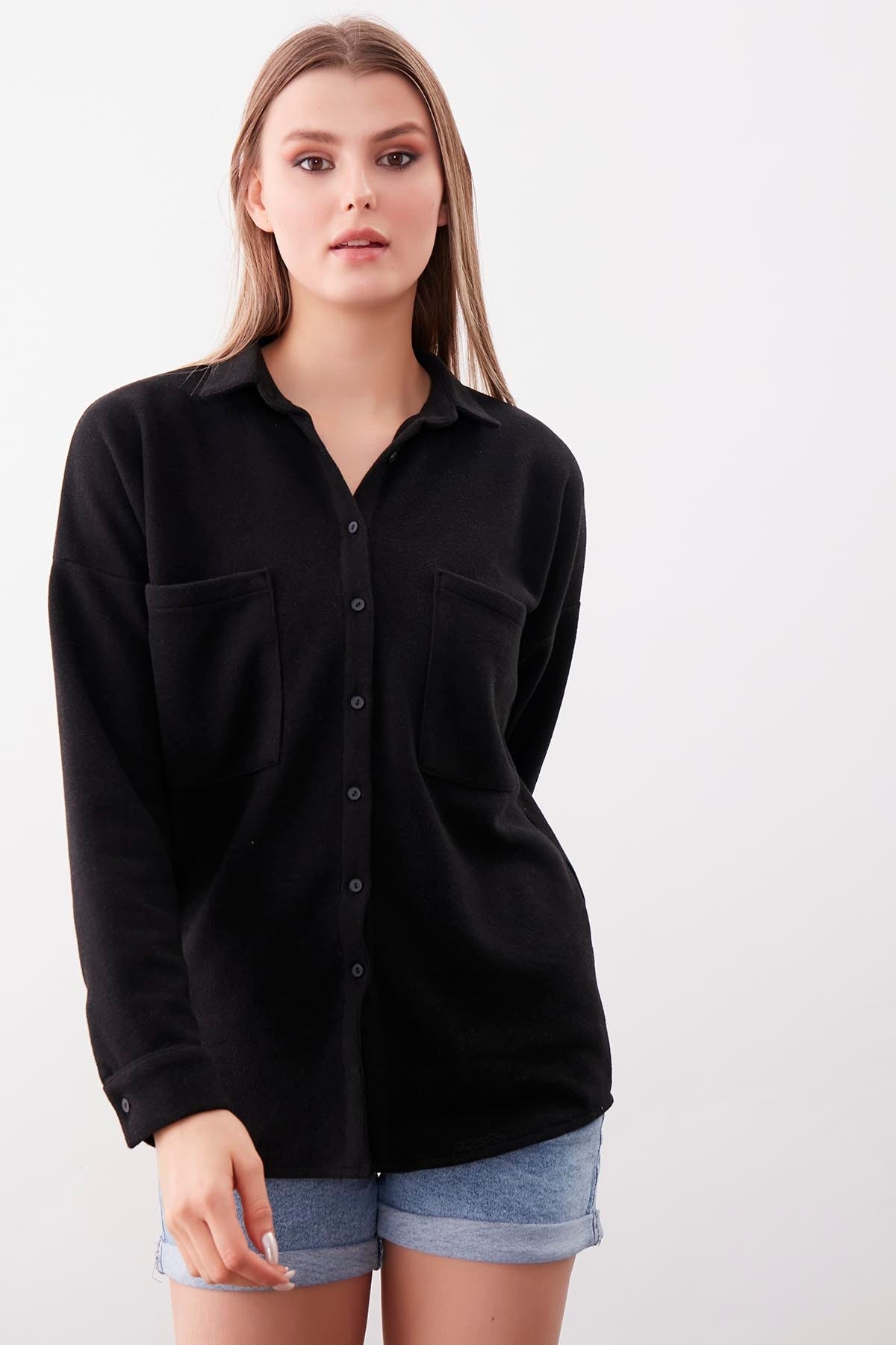 FRONT BUTTONED WITH POCKETS KNITTED BLOUSE