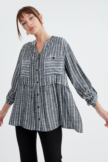 FRONT BUTTON BLOUSE WITH LINES