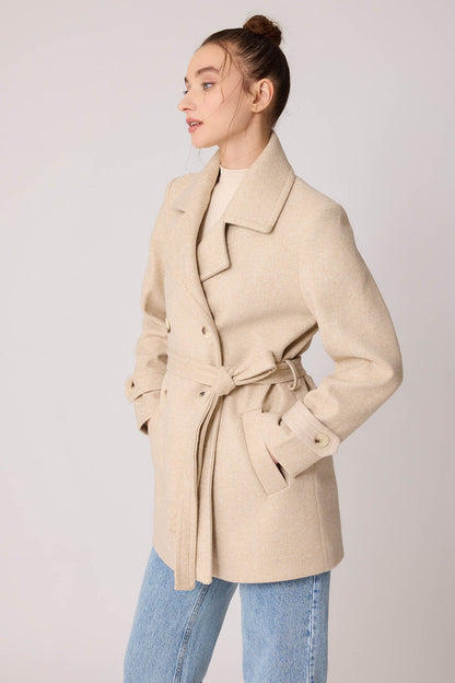 SHORT BOWL JACKET WITH FRONT BUTTON BELT