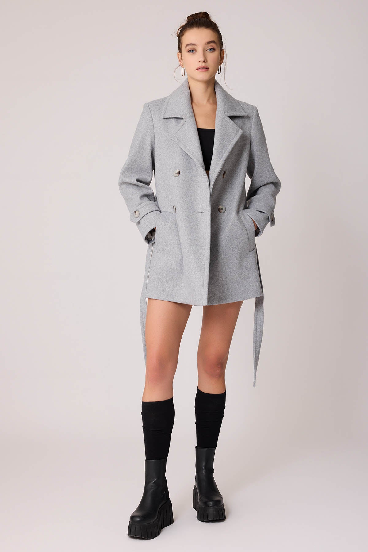 SHORT BOWL JACKET WITH FRONT BUTTON BELT