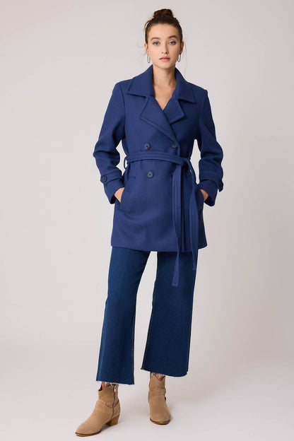 SHORT BOWL JACKET WITH FRONT BUTTON BELT