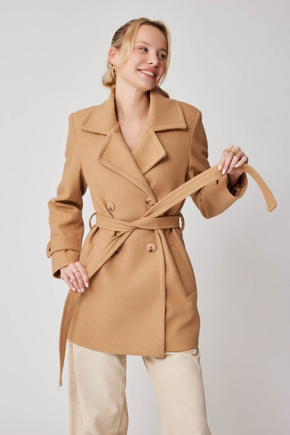 SHORT BOWL JACKET WITH FRONT BUTTON BELT