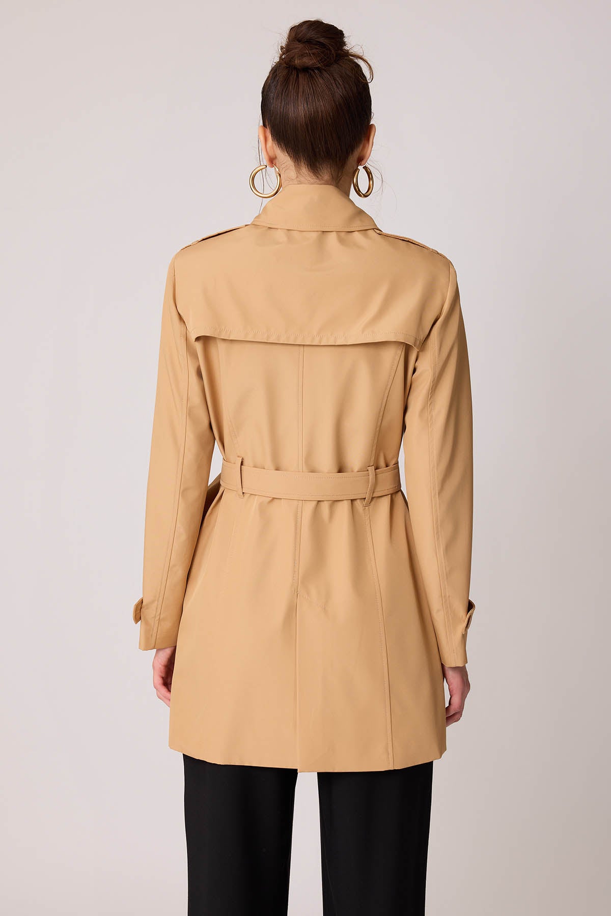 TRENCH COAT WITH THE FRONT BUTTON BELT
