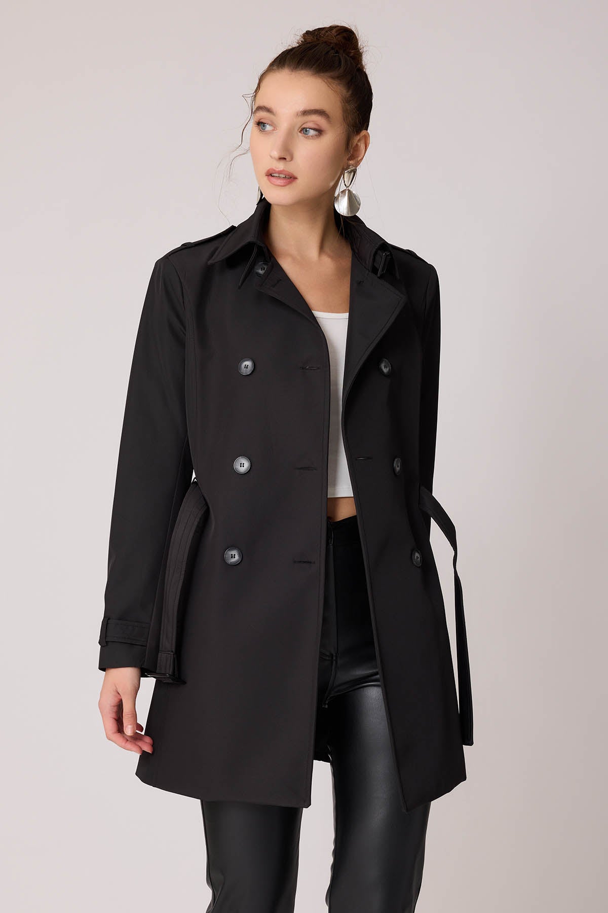 TRENCH COAT WITH THE FRONT BUTTON BELT