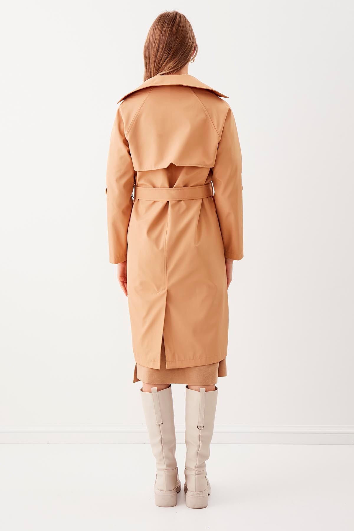 LONG TRENCH COAT WITH THE FRONT BUTTON & BELT