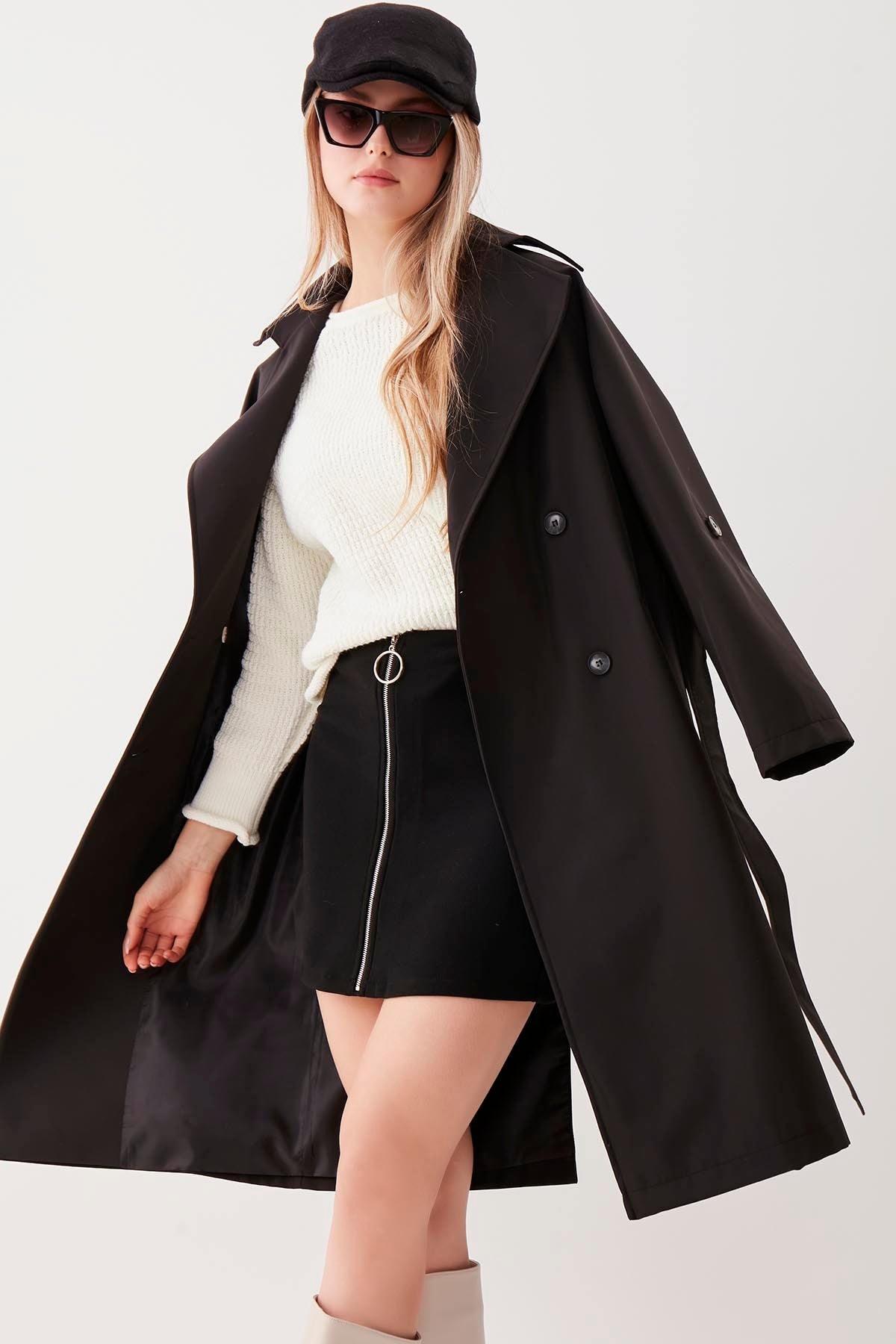 LONG TRENCH COAT WITH THE FRONT BUTTON & BELT