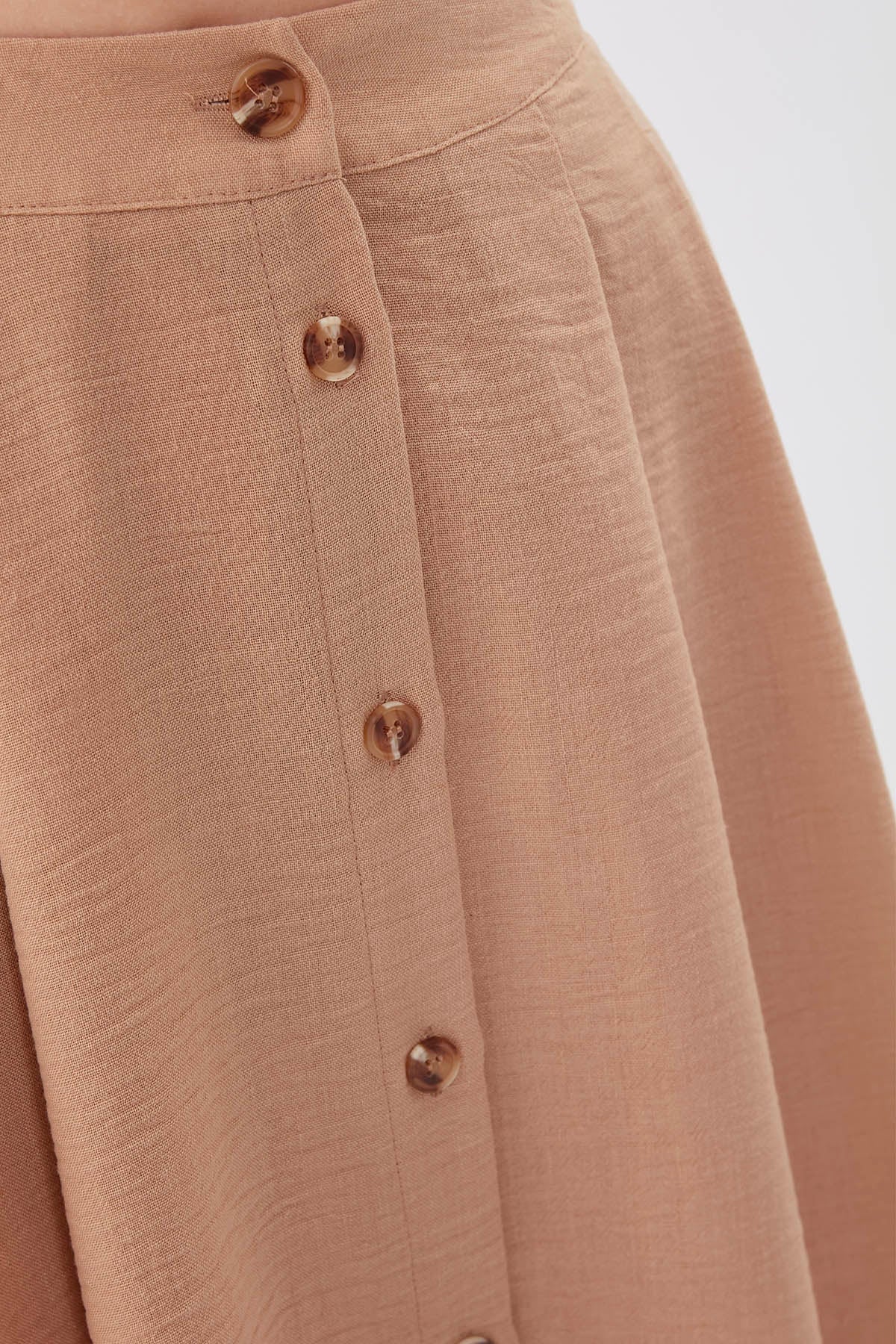 MIDSIZE SKIRT WITH FRONT BUTTON