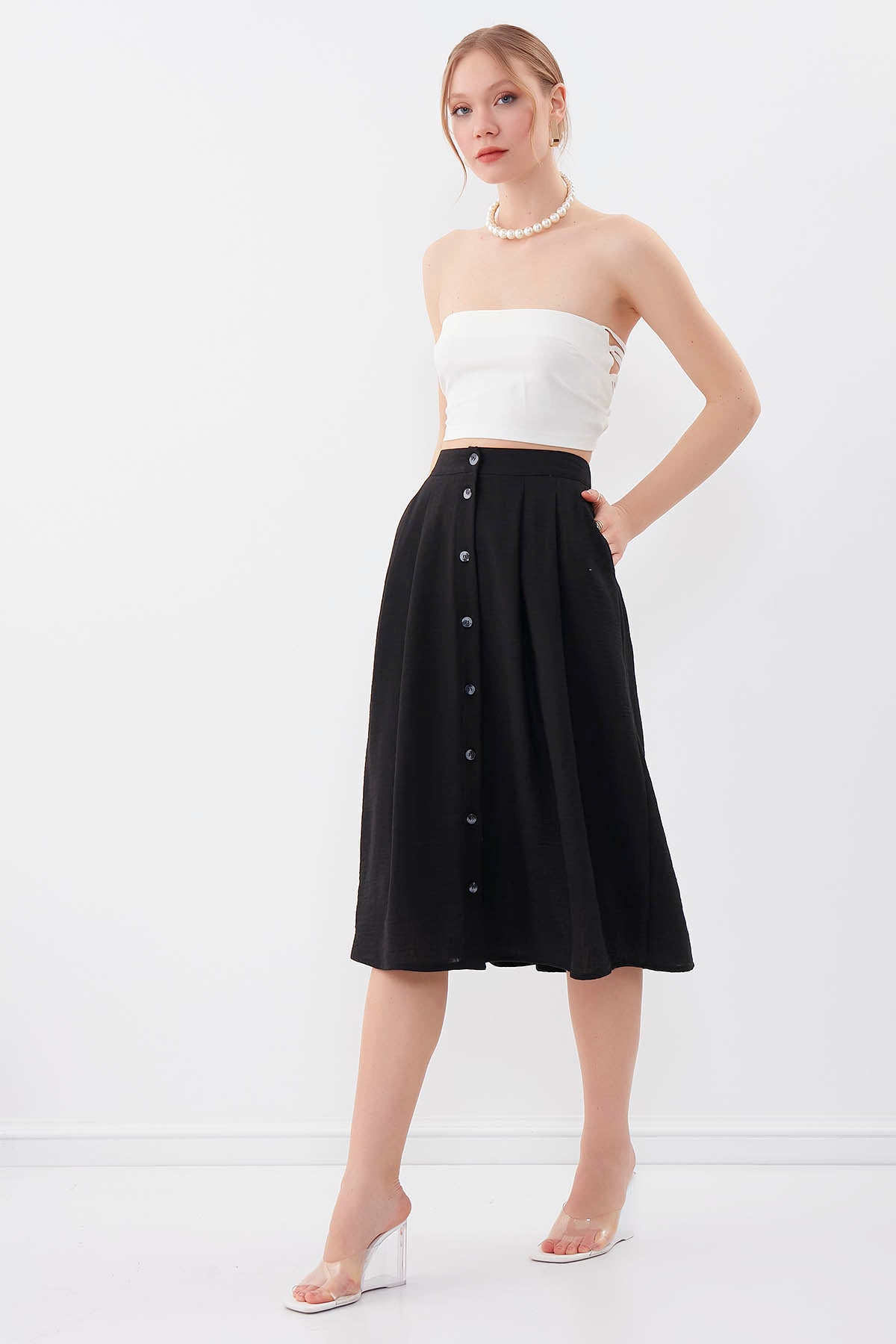 MIDSIZE SKIRT WITH FRONT BUTTON