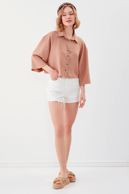 LOOSE CROP SHIRT WITH FRONT BUTTON