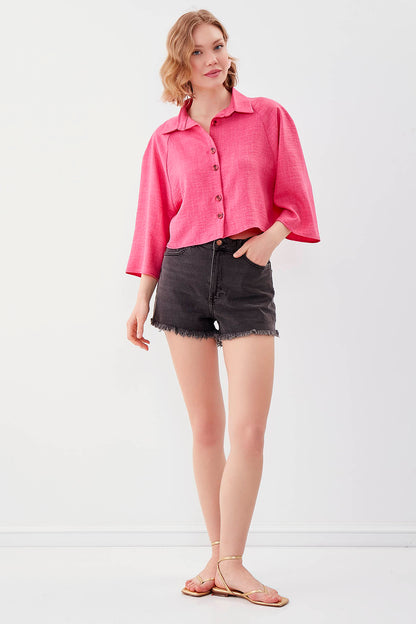 LOOSE CROP SHIRT WITH FRONT BUTTON